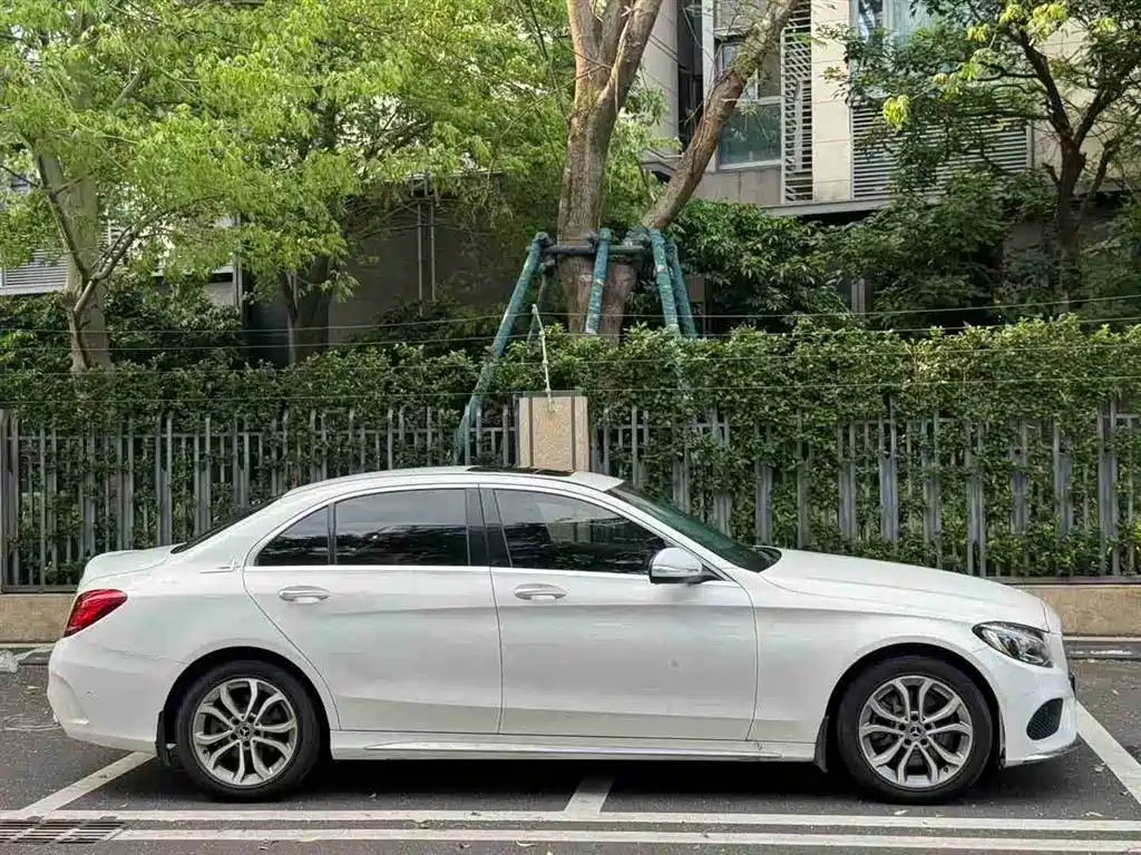 Mercedes-Benz C-Class 2018 — фото 4