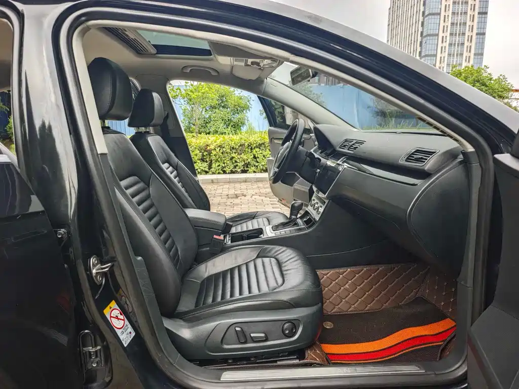 Volkswagen Magotan 2013
