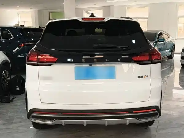 Geely Boyue 2022
