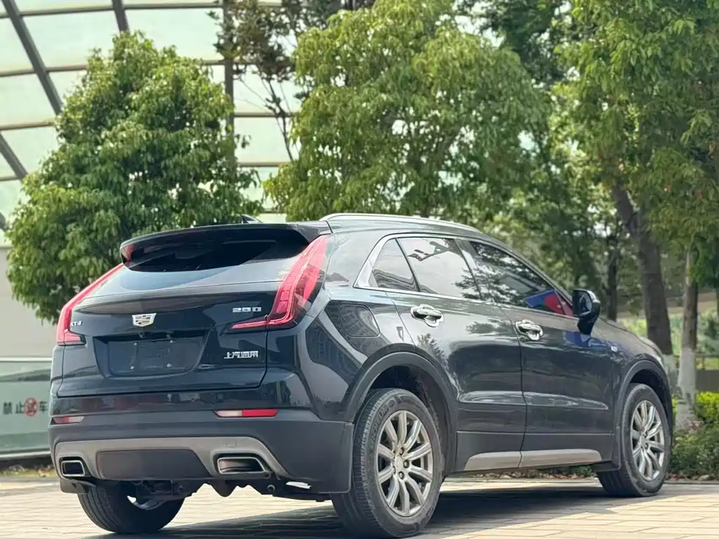 Cadillac XT4 2019 — фото 19