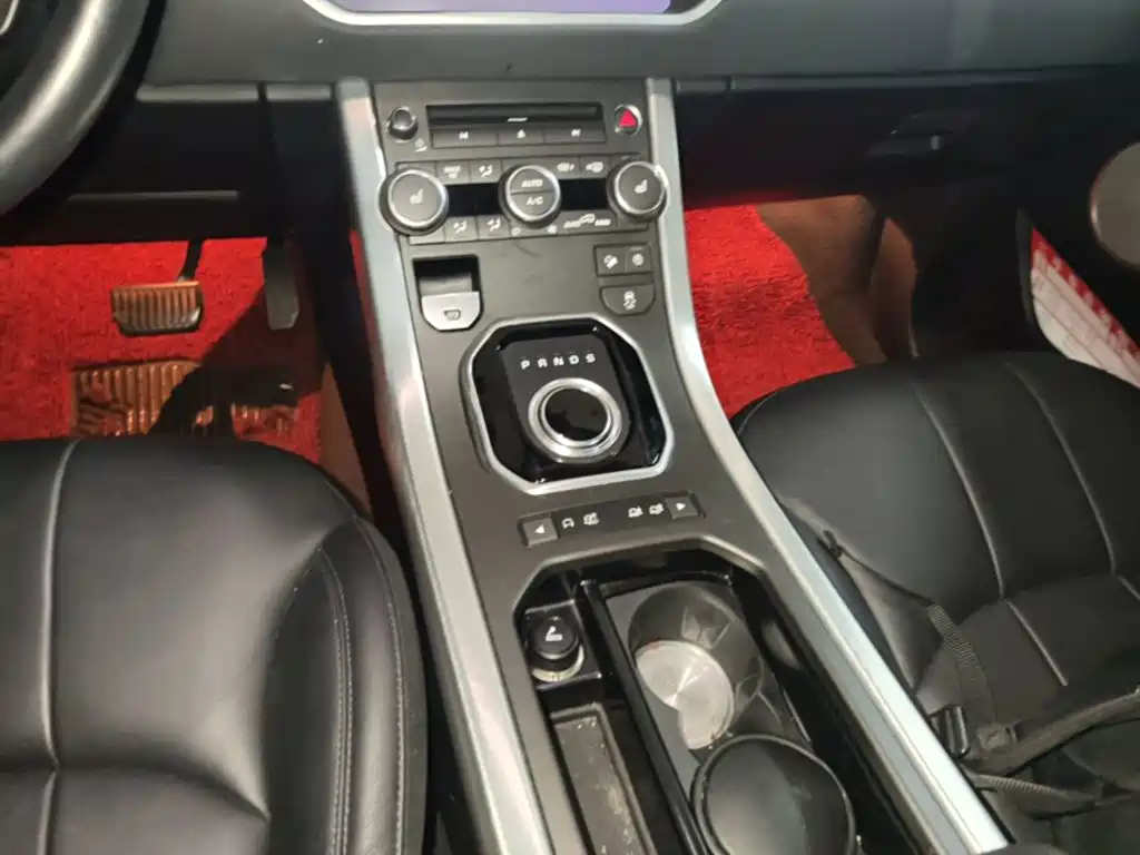 Land Rover Evoque 2019 — фото 14