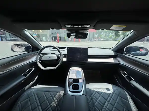 Changan Qiyuan A07 2024