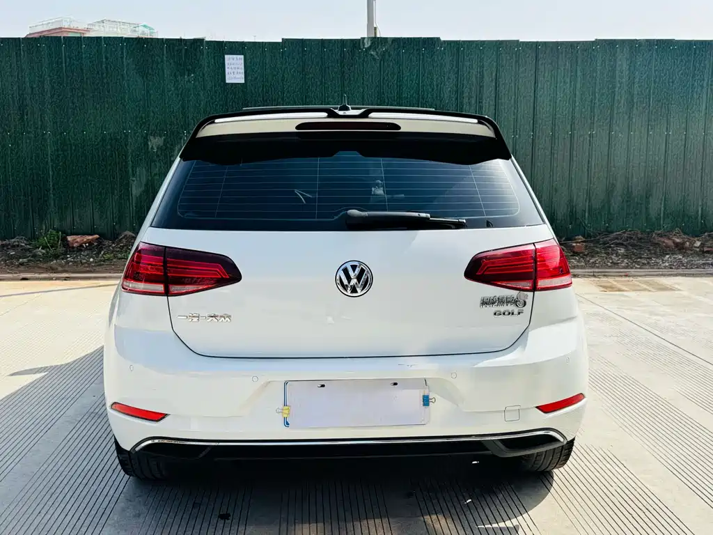 Volkswagen Golf 2020 — фото 11