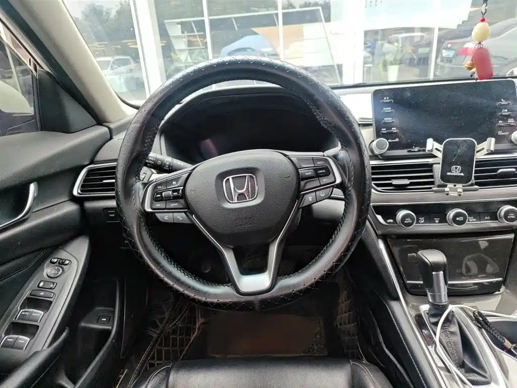 Honda Accord 2020 — фото 3