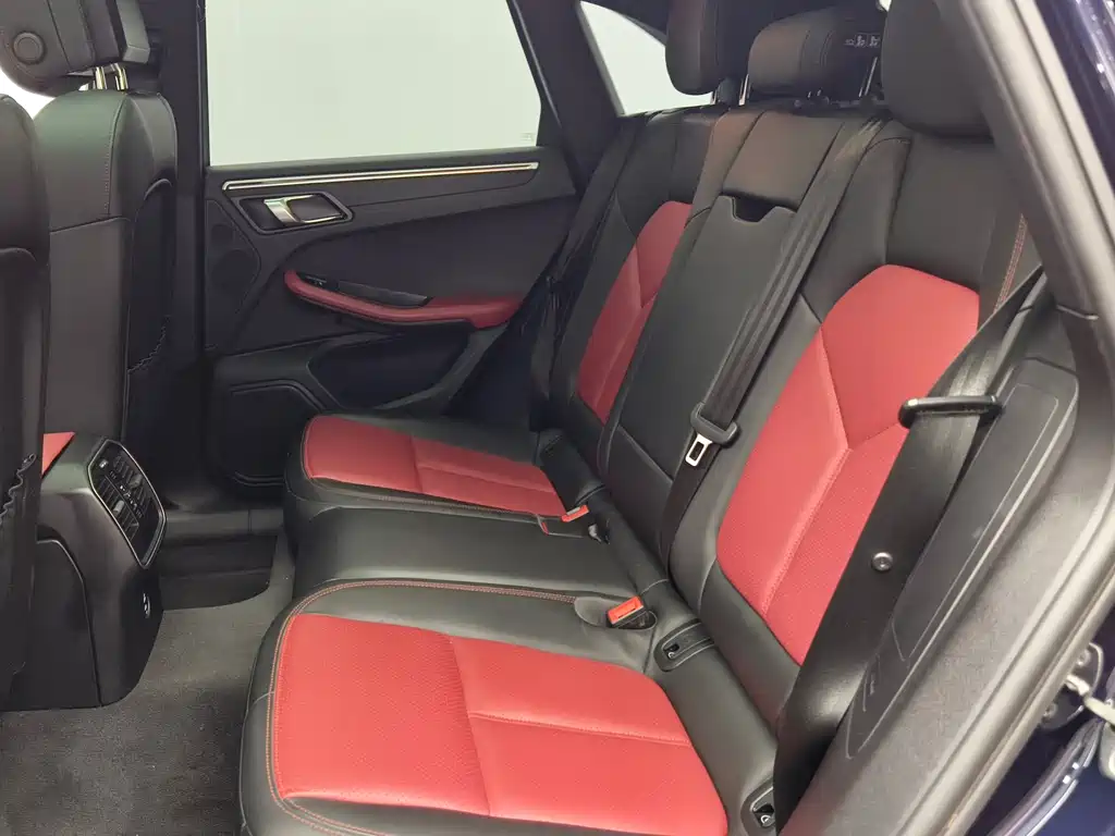 Porsche Macan 2021 — фото 10