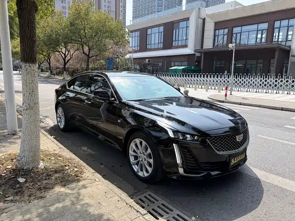 Cadillac CT5 2023
