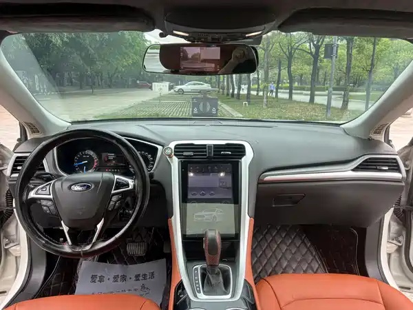 Ford Mondeo 2013