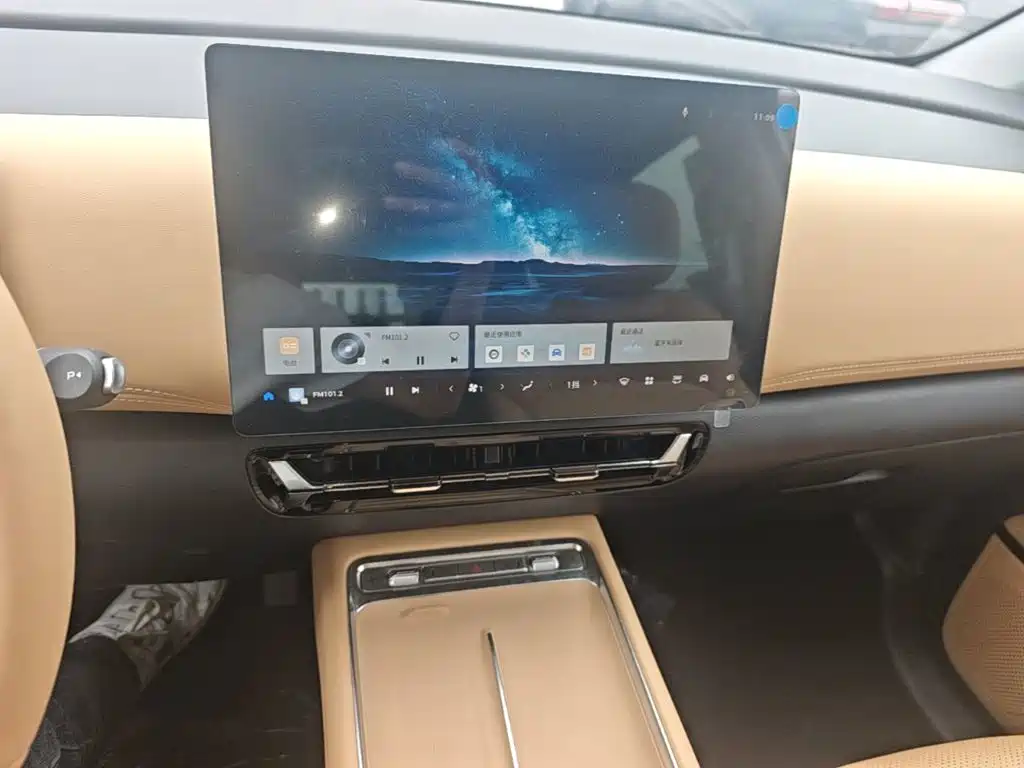 Wuling Starlight 730 EV 2025 — фото 20