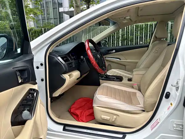 Toyota Camry 2017