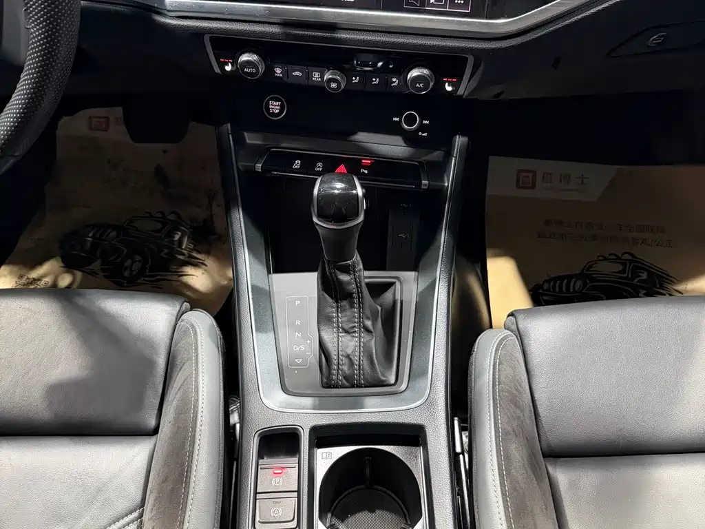 Audi Q3 Sportback 2022 — фото 17