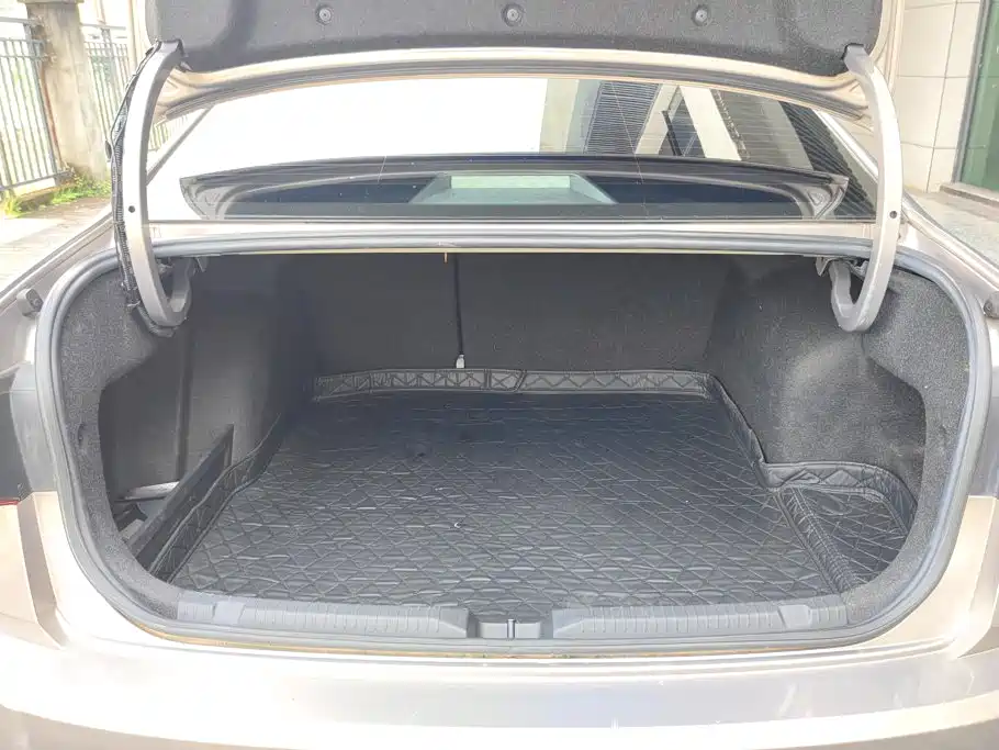 Volkswagen Bora 2021