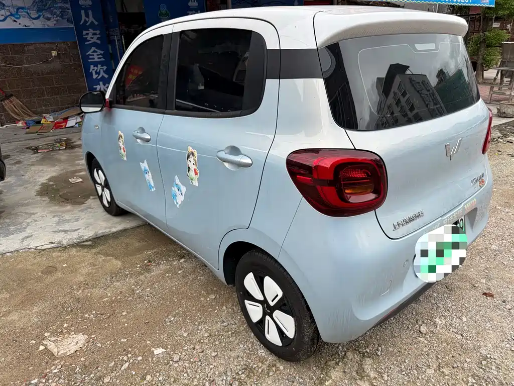 Wuling Hongguang MINIEV 2025