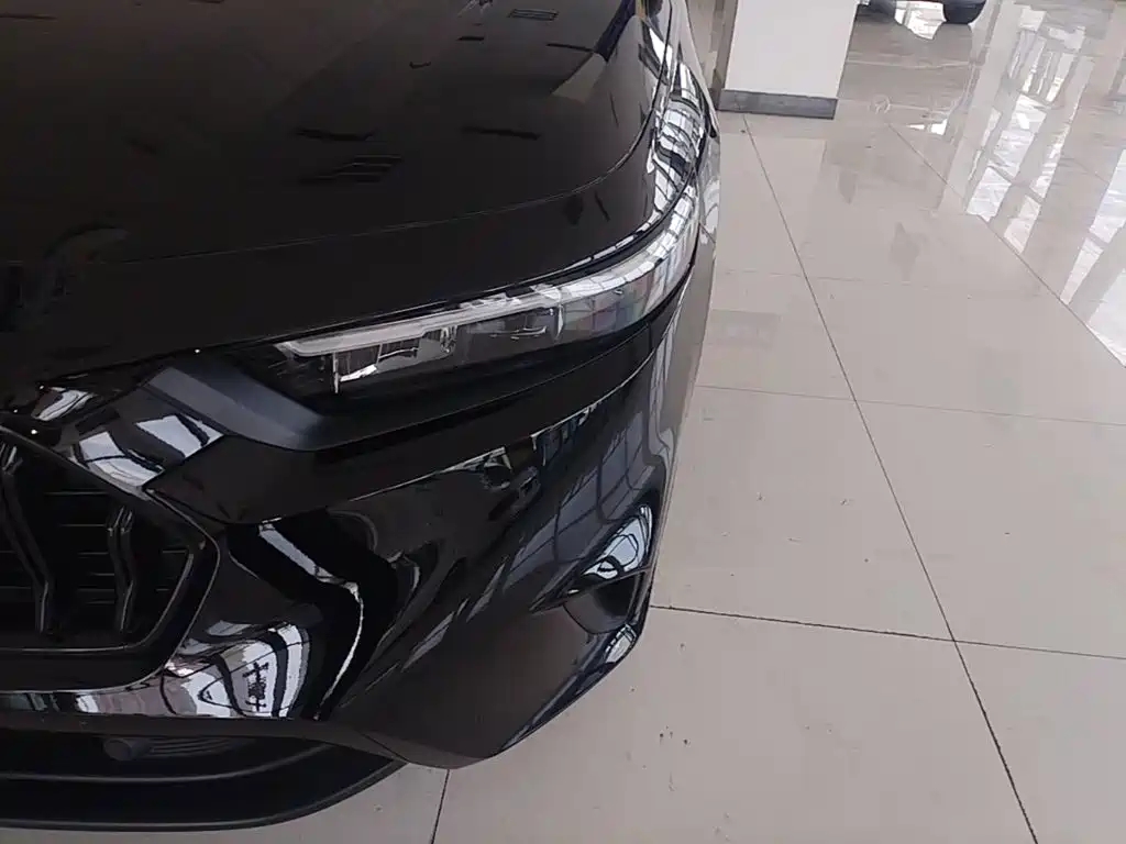 Honda Inspire 2025 — фото 24