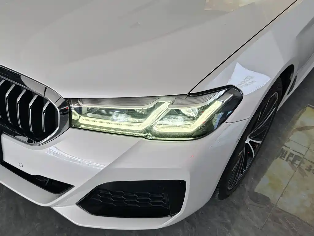 BMW 5 Series 2022