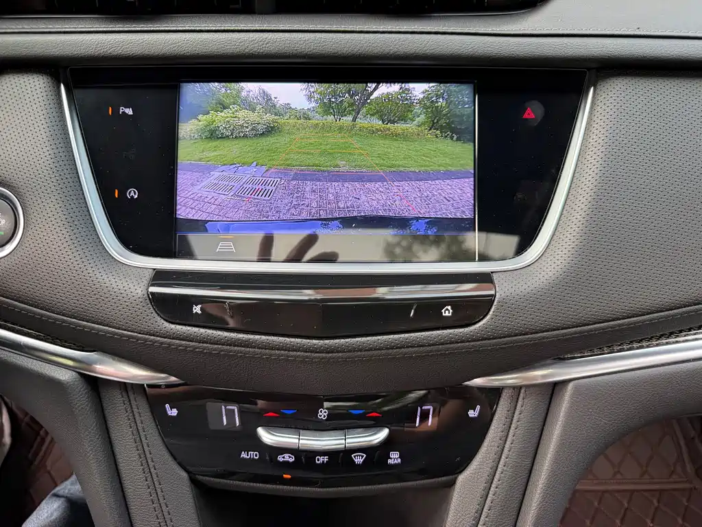 Cadillac XT5 2022 — фото 17