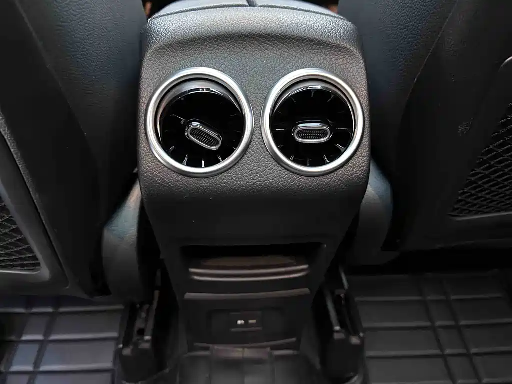 Mercedes-Benz GLA 2020 — фото 12