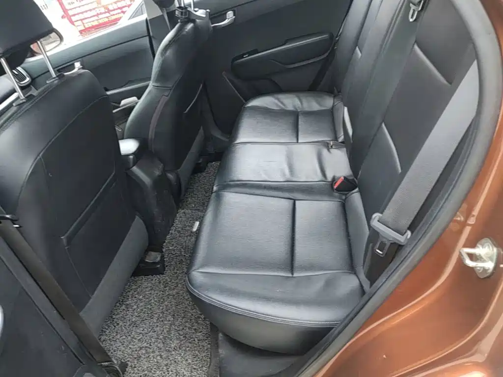 Kia KX3 2016 — фото 17