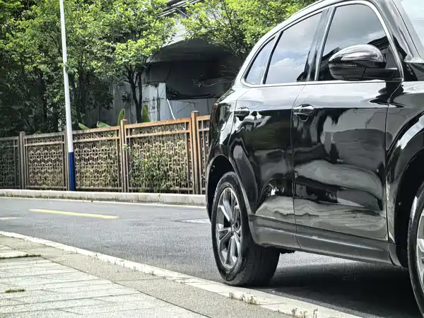 Borgward BX7 2019