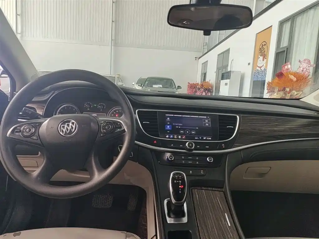 Buick LaCrosse 2020 — фото 10