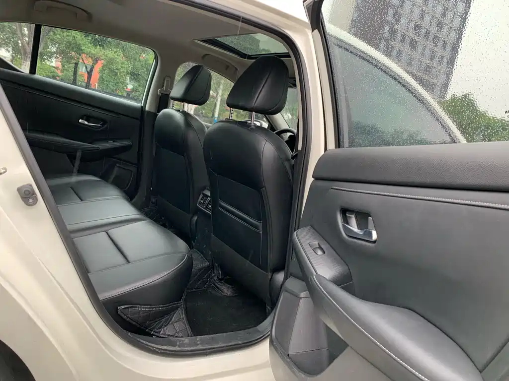 Nissan Sylphy 2020 — фото 15