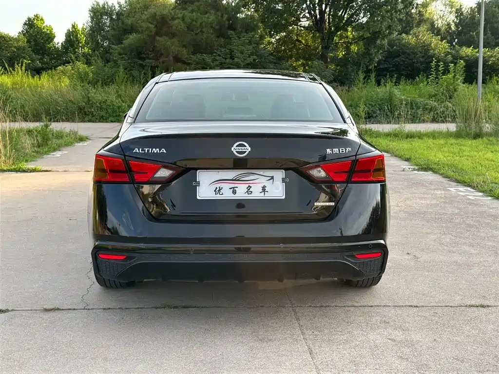 Nissan Teana 2021