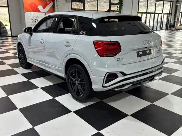 Audi Q2L 2022