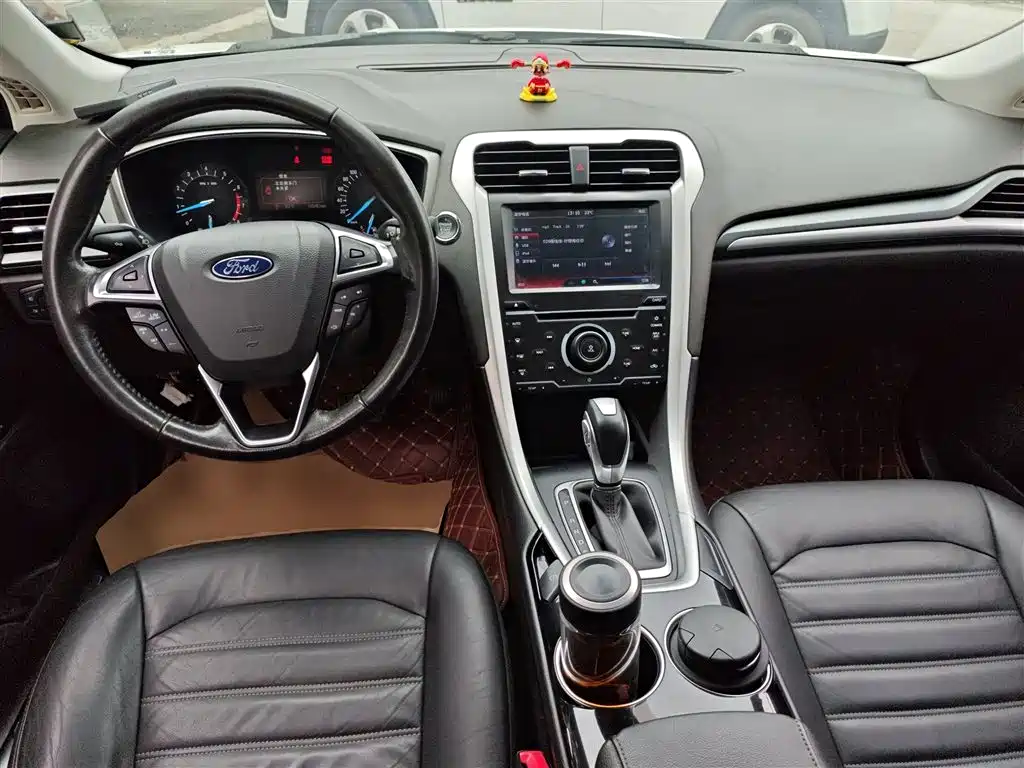 Ford Mondeo 2016 — фото 10