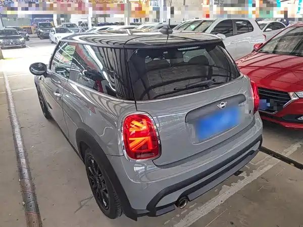 MINI 2021