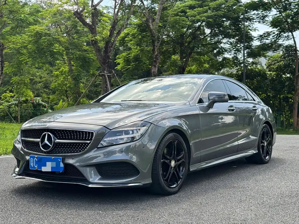 Mercedes-Benz CLS 2015 — фото 1