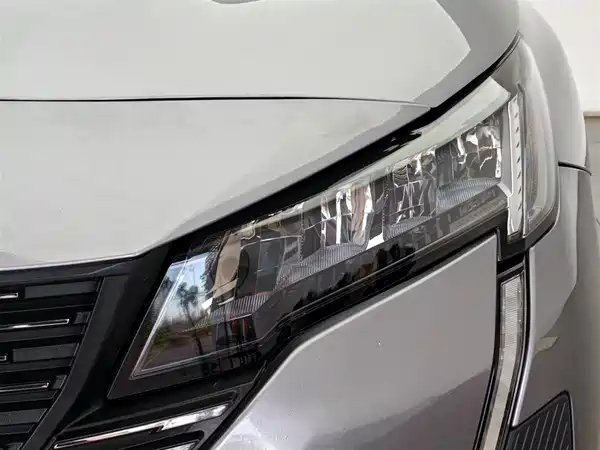 Peugeot 408 2023