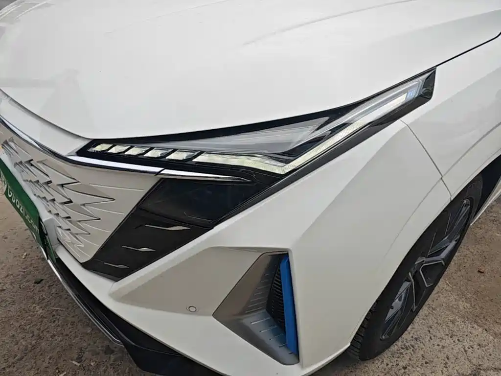 Changan Auchan Z6 New Energy 2023 — фото 24