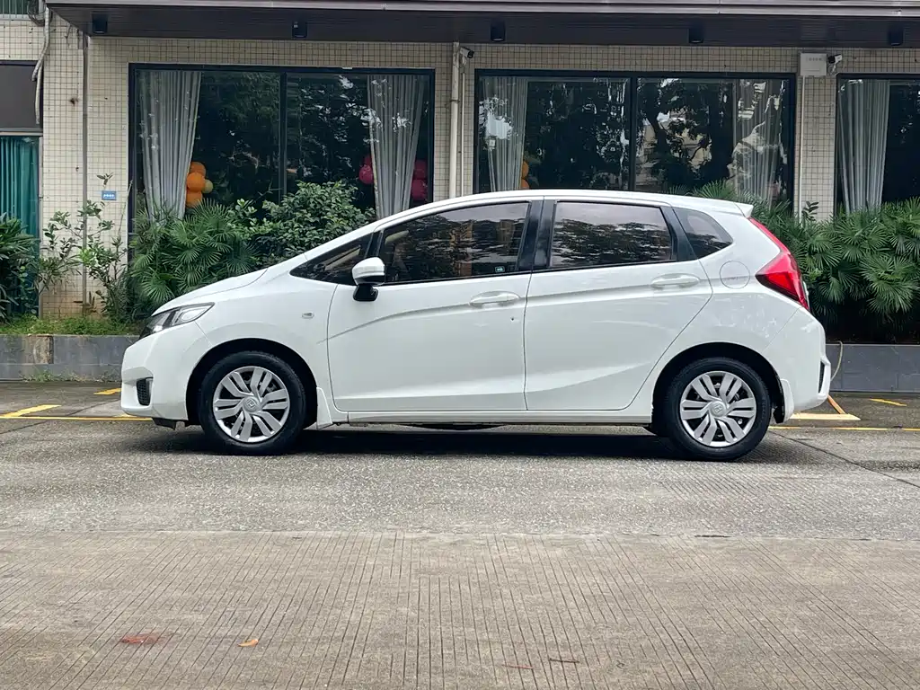 Honda Fit 2015 — фото 8