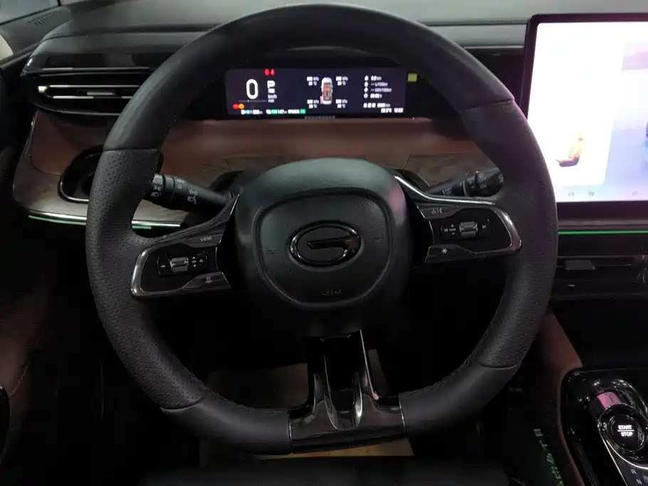 GAC Trumpchi E8 PHEV 2024 — фото 14