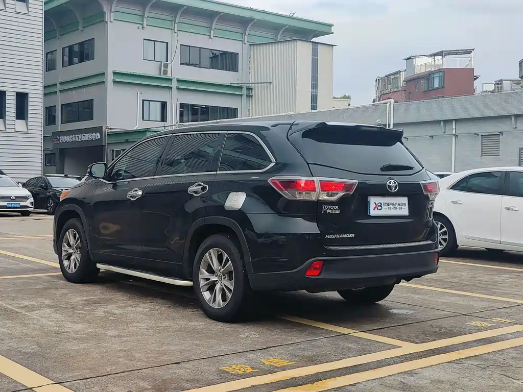 Toyota Highlander 2018