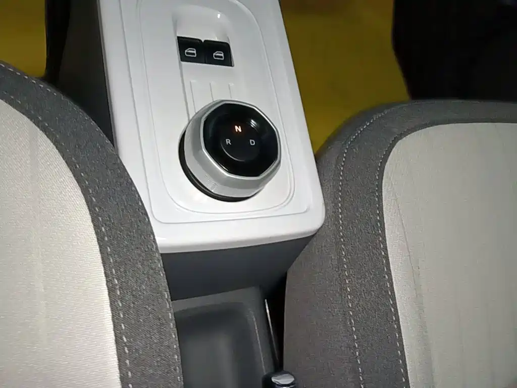 Geely Galaxy Panda 2025 — фото 14