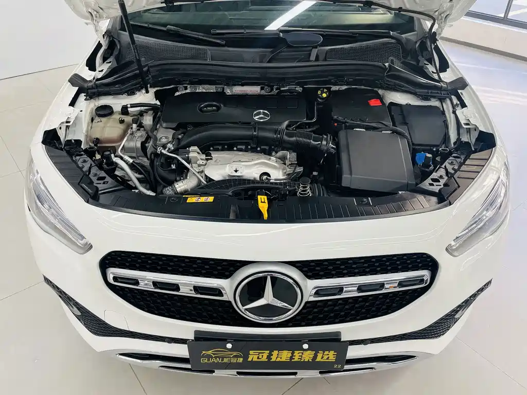 Mercedes-Benz GLA 2023