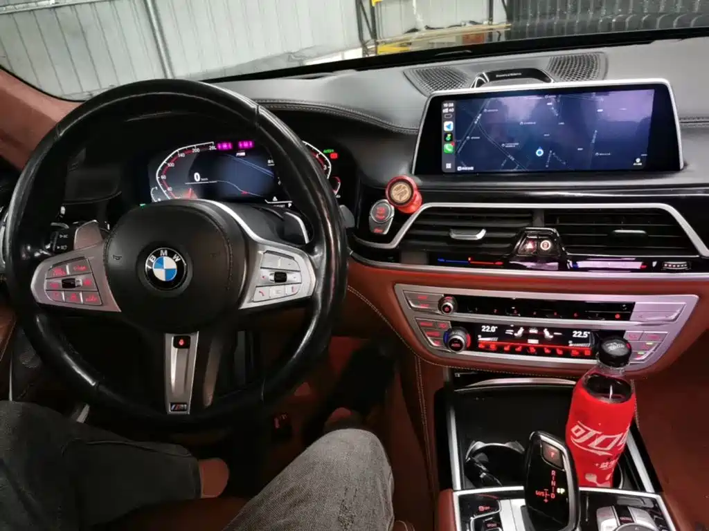 BMW 7 Series 2020 — фото 10