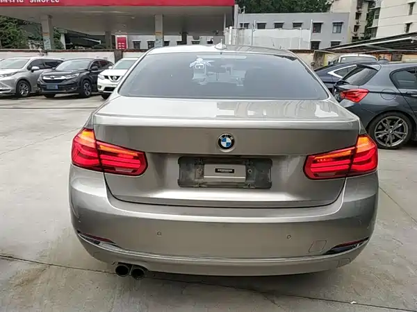 BMW 3 Series 2017