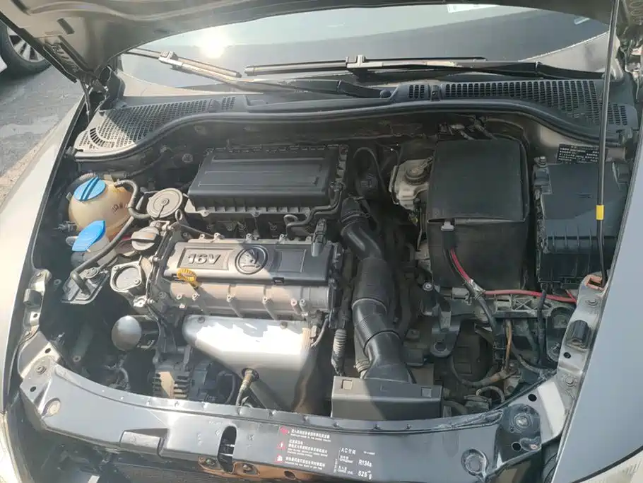 Skoda Octavia 2014 — фото 10