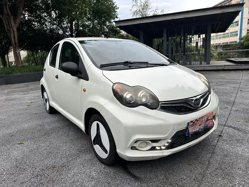 BYD F0 2016