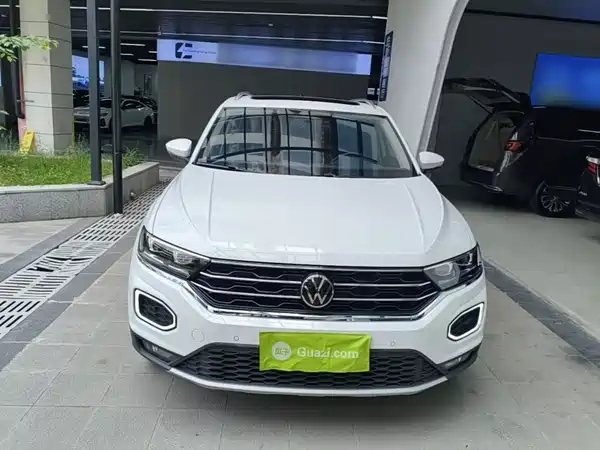 Volkswagen T-Roc 2023