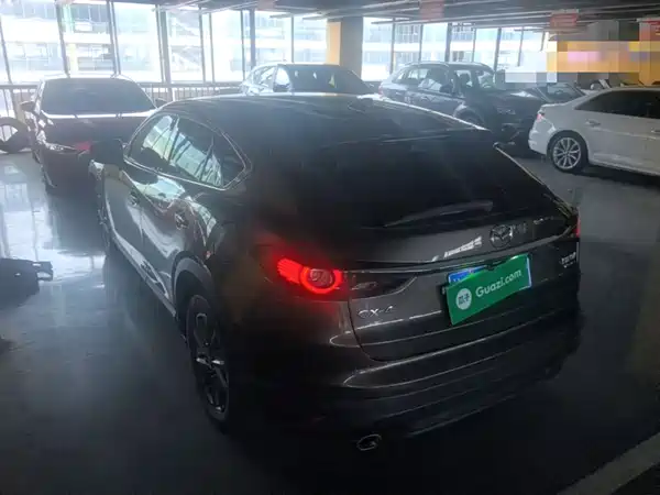 Mazda CX-4 2021