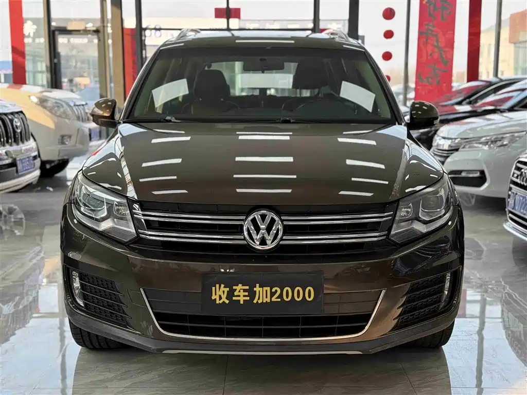 Volkswagen Tiguan 2014 — фото 1