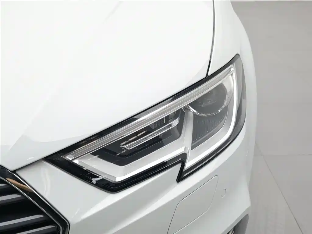 Audi A3 2019 — фото 7