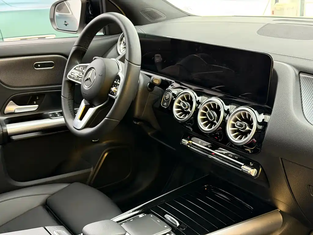 Mercedes-Benz GLA 2022 — фото 8