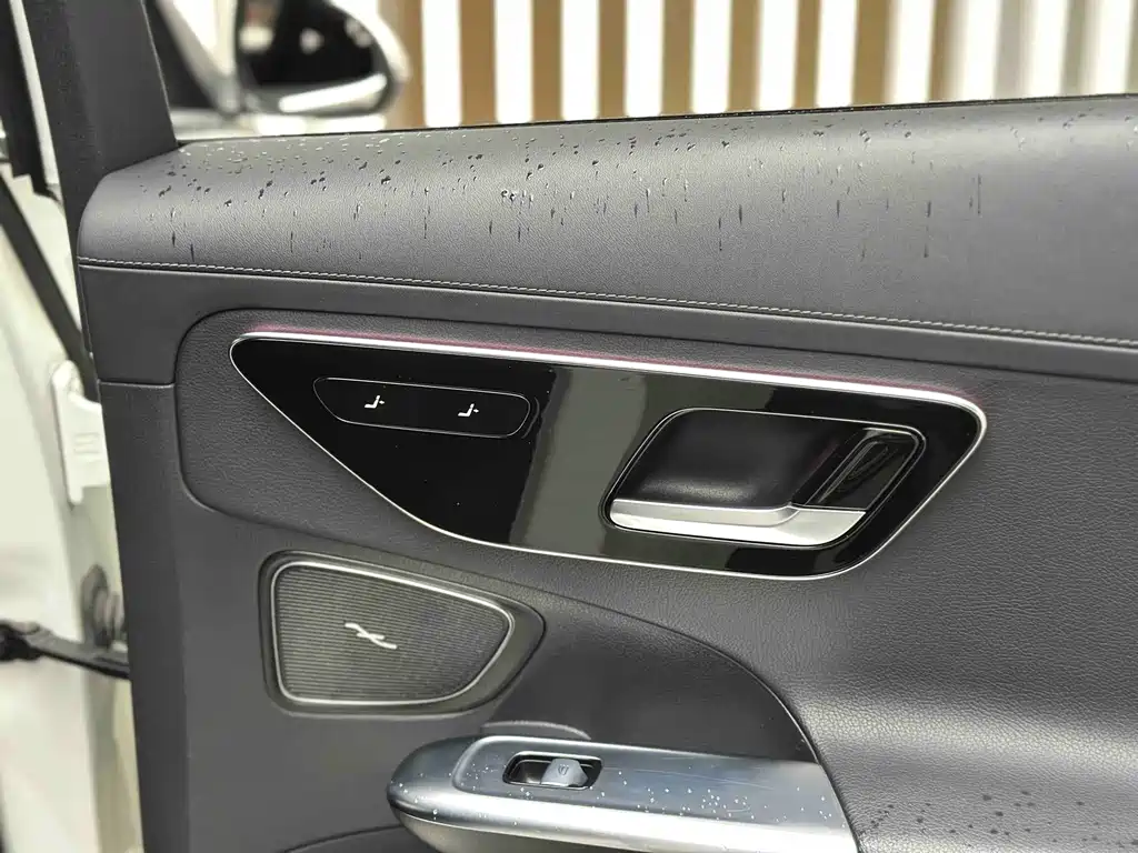 Mercedes-Benz C-Class 2021 — фото 16