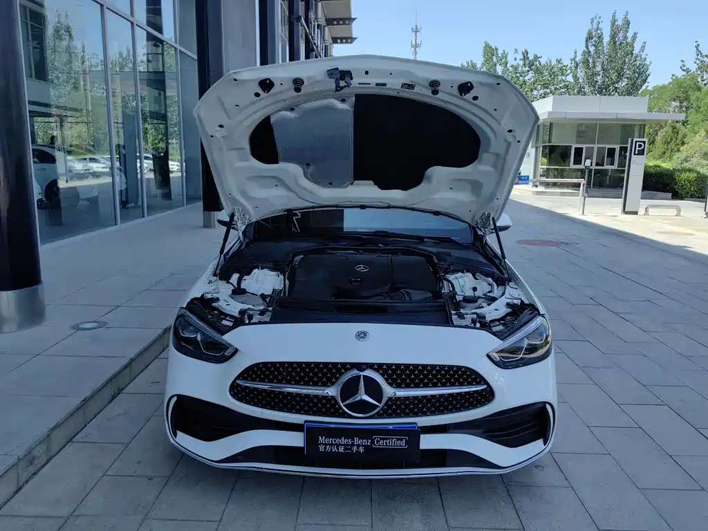 Mercedes-Benz C-Class 2023 — фото 14