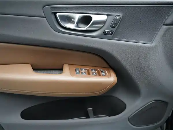 Volvo XC60 2024