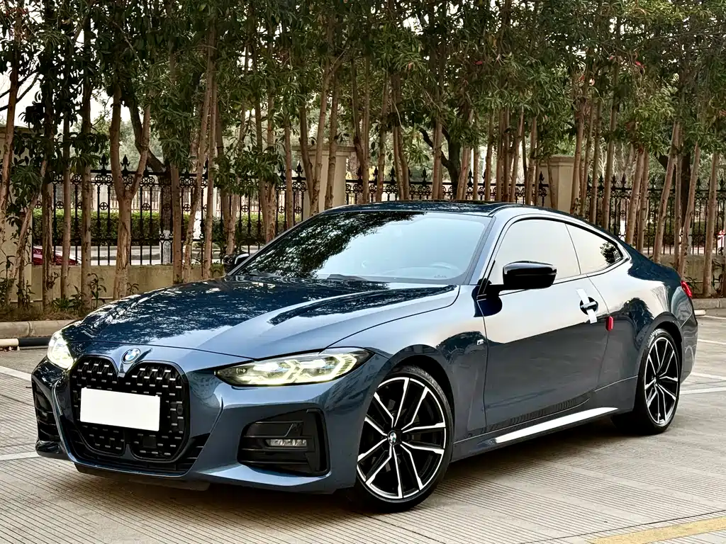 BMW 4 Series 2022 — фото 1