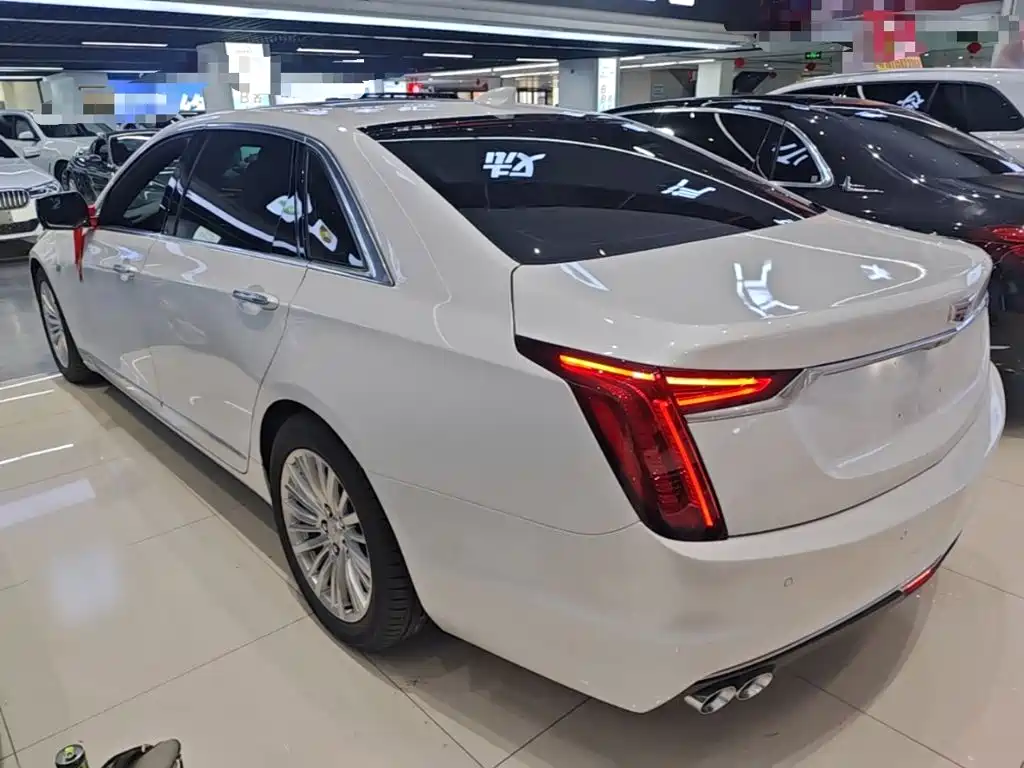 Cadillac CT6 2023 — фото 5